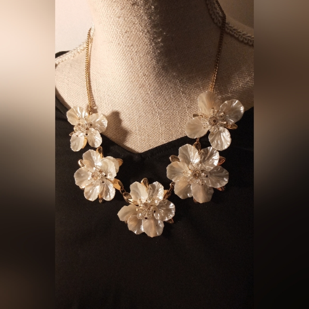 Flower Necklace